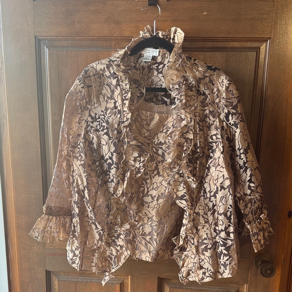 Floral Ruffle Blouse - Brown